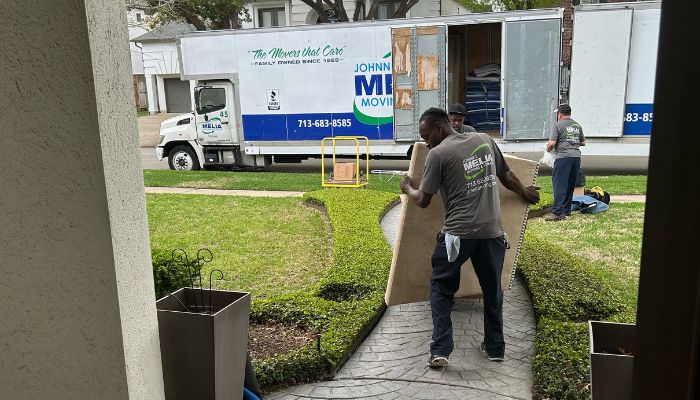 Tips for Streamlining Your Move by Hiring Packers and Movers